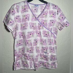 LIANA WOMEN’S SHORT SLEEVE SCRUB WITH PINK HEARTS